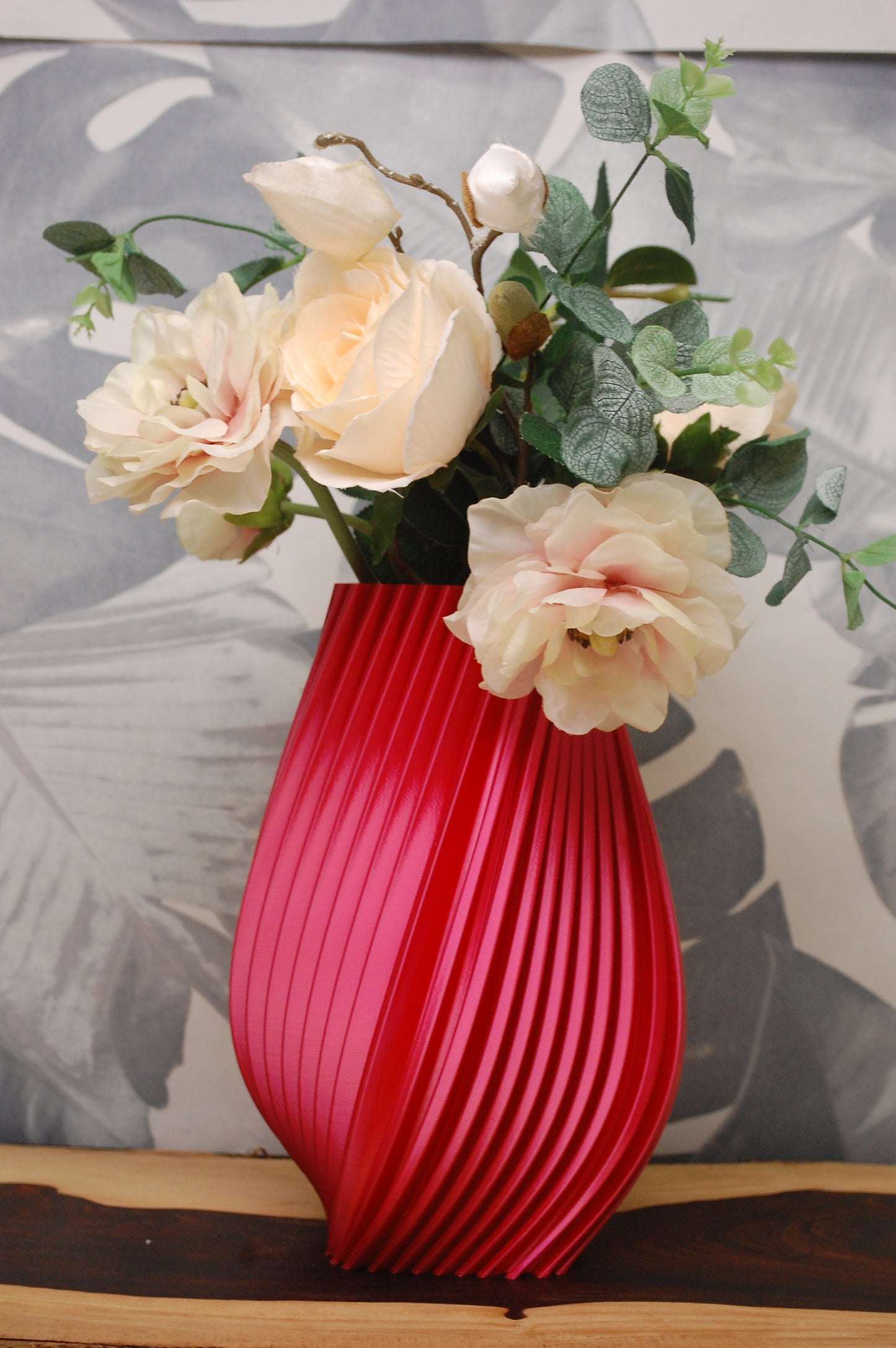Ribbed square spiral vase