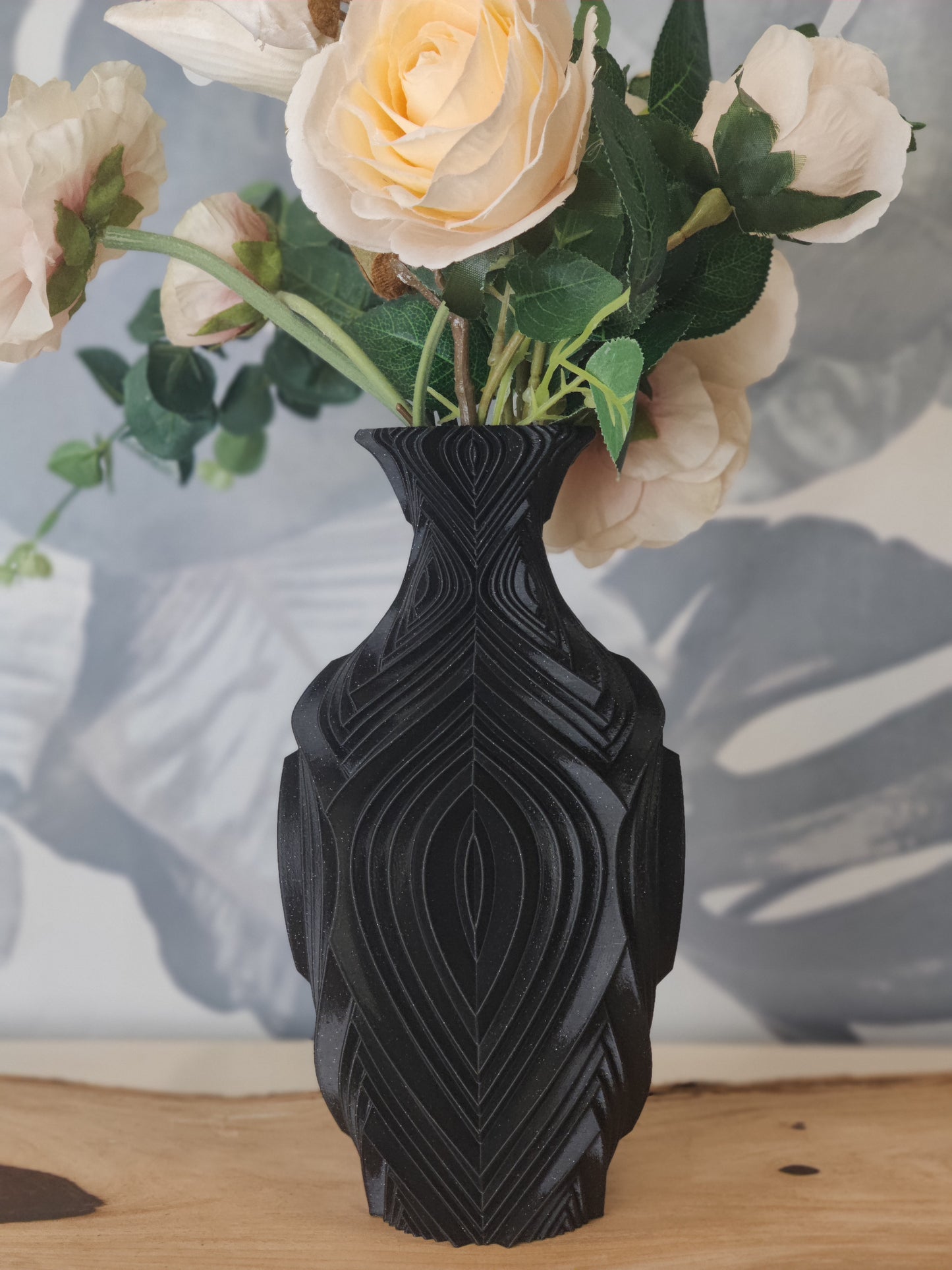 Ripple vase