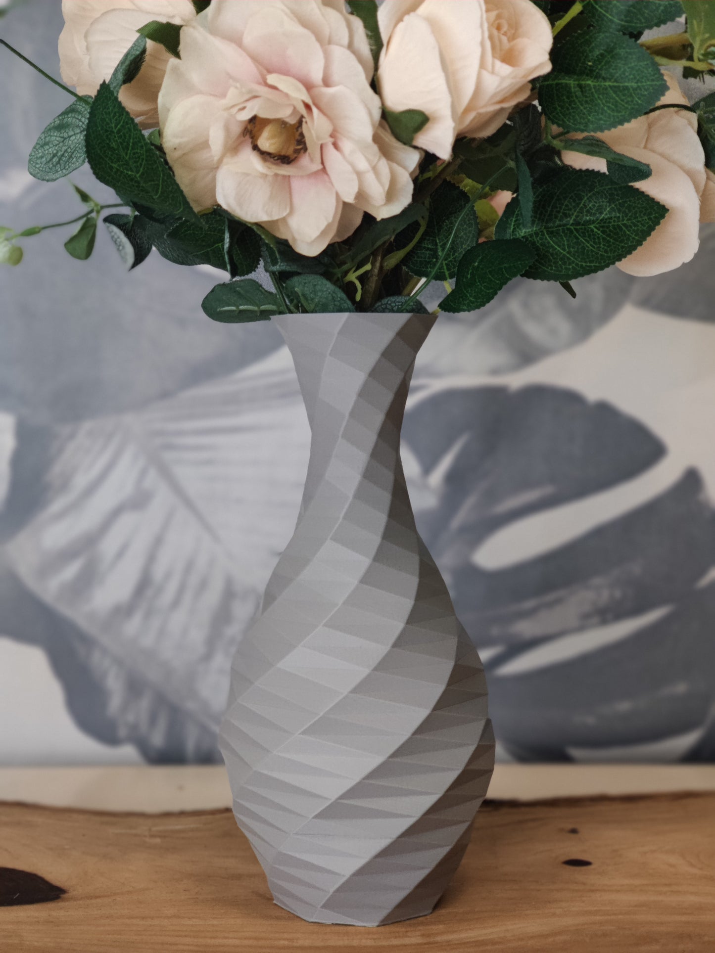 Poly vase