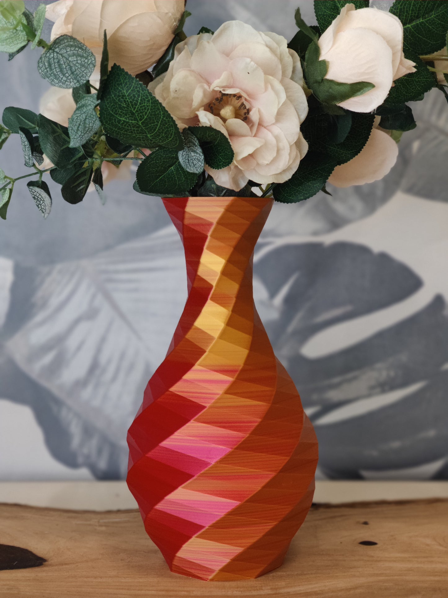 Poly vase