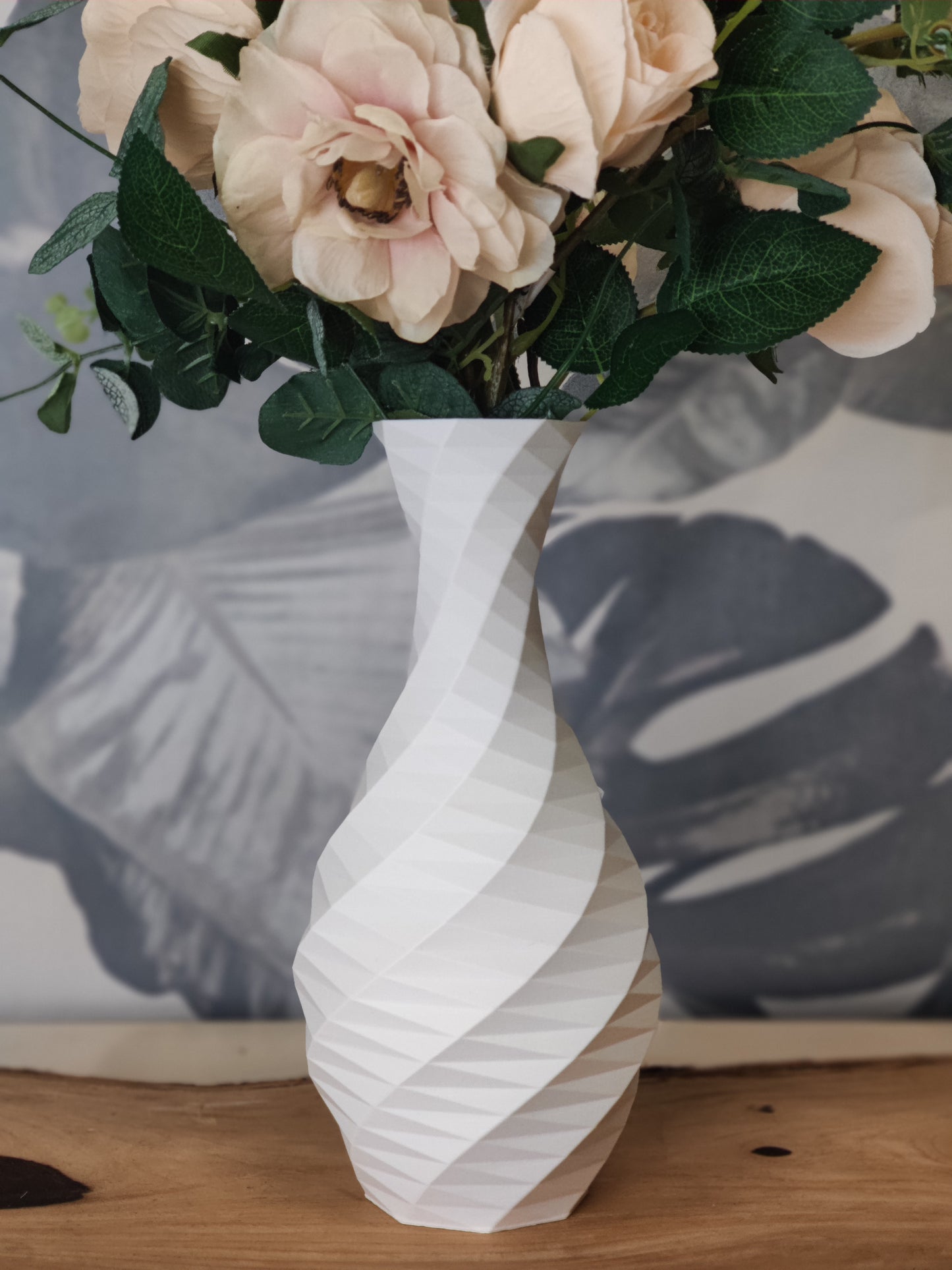 Poly vase